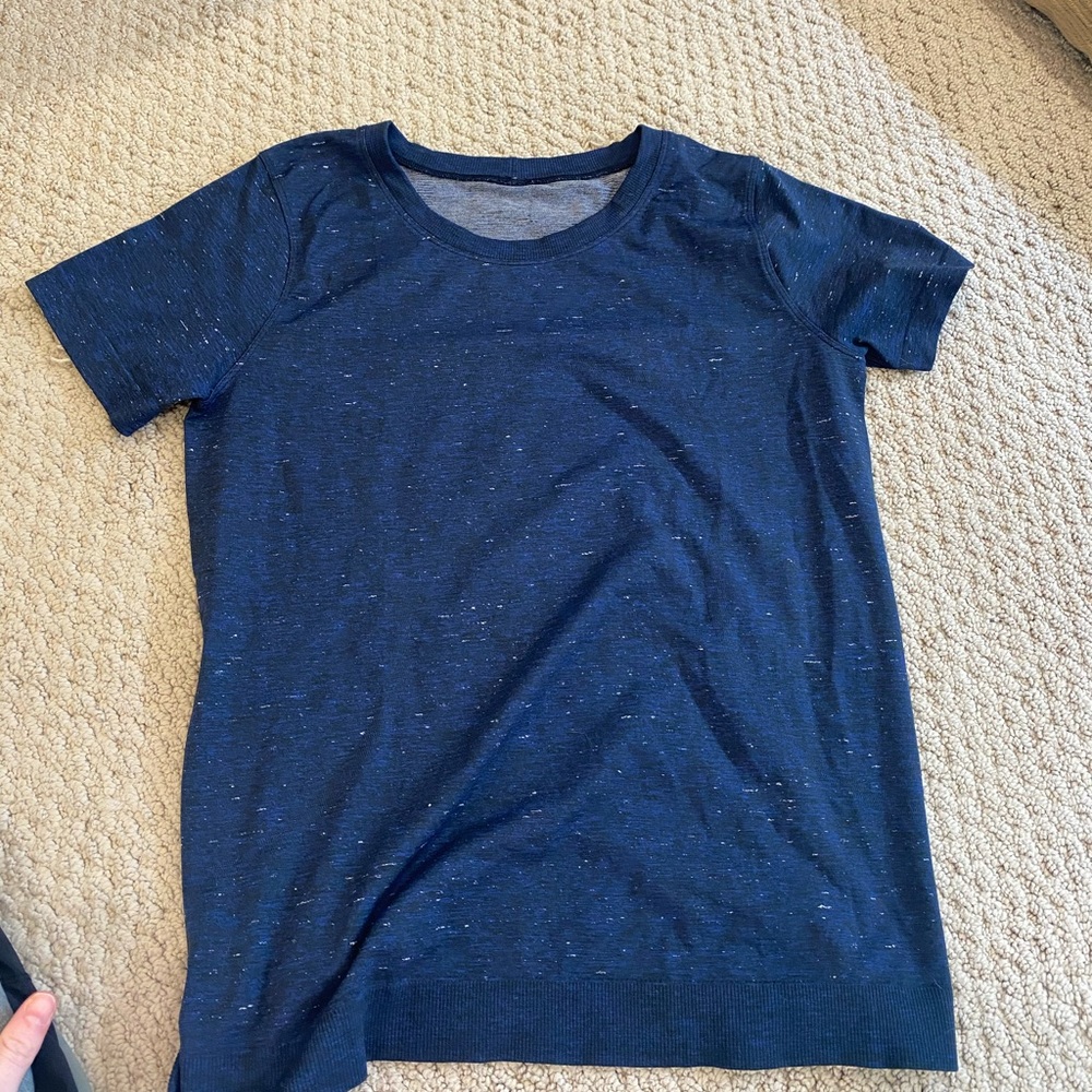 Lululemon swiftly breathe short sleeve